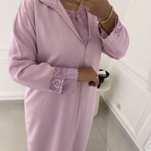 Modèle Dina